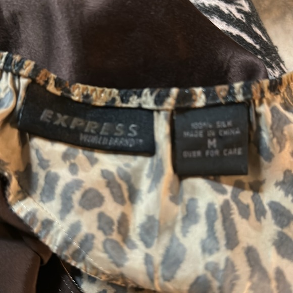 Express 100% silk elastic waist band Skirt - Picture 4 of 4